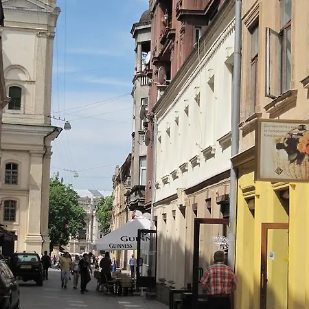 U Centri Lvova - Lviv